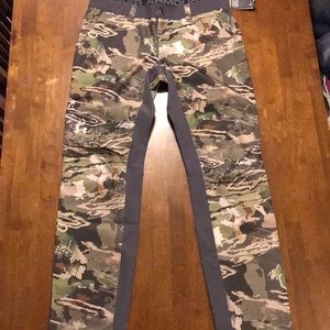 Under Armour women’s hunting pants